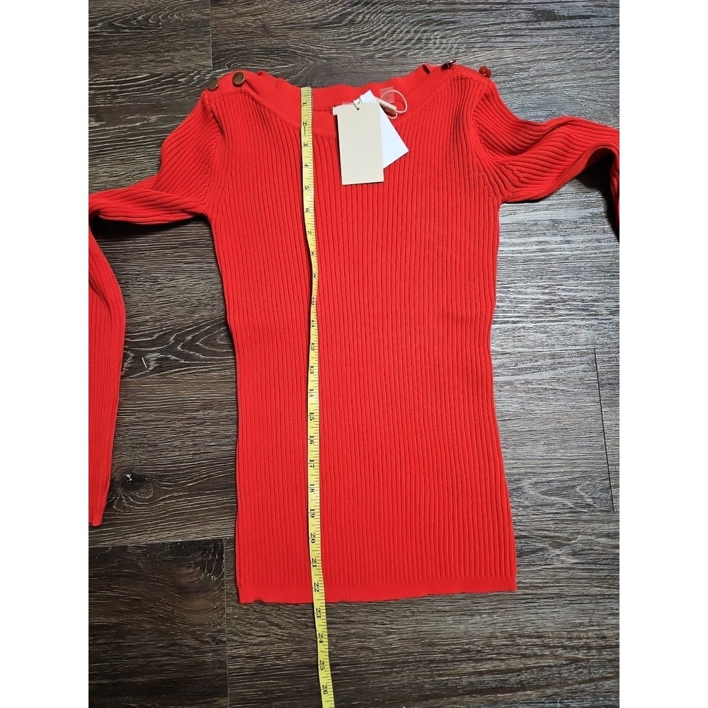 Elie Tahari Women's Red Knit  Long-sleeve Sweater With Gold Shoulder Buttons - Picture 5 of 8